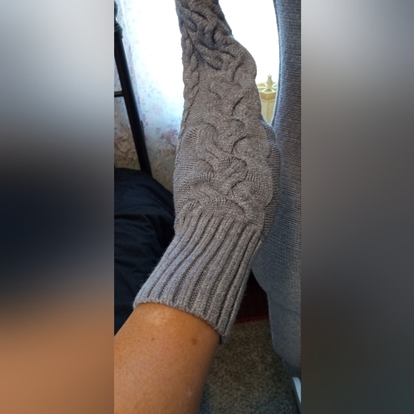 NWOT Grey Cable Knit Sweater Dress Size S - Picture 6 of 12